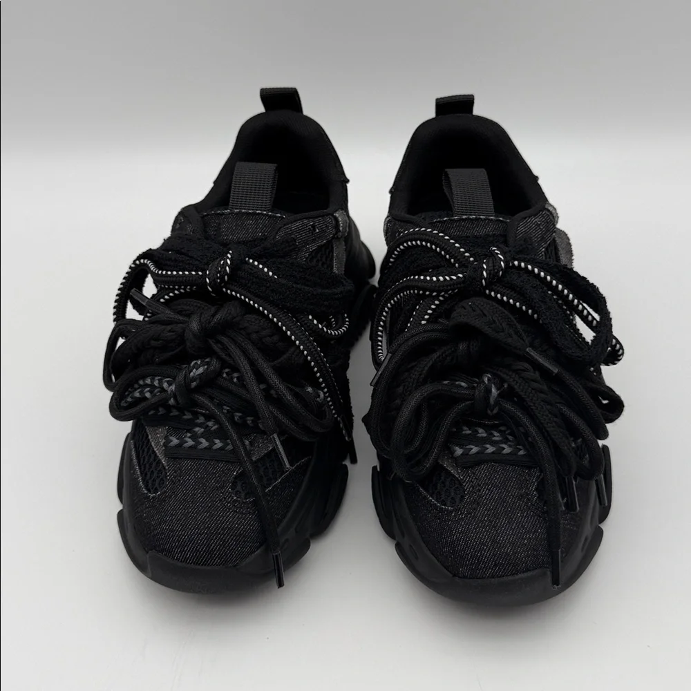 Steve Madden Pryce‎ Black Chunky Lace-Up Sneakers